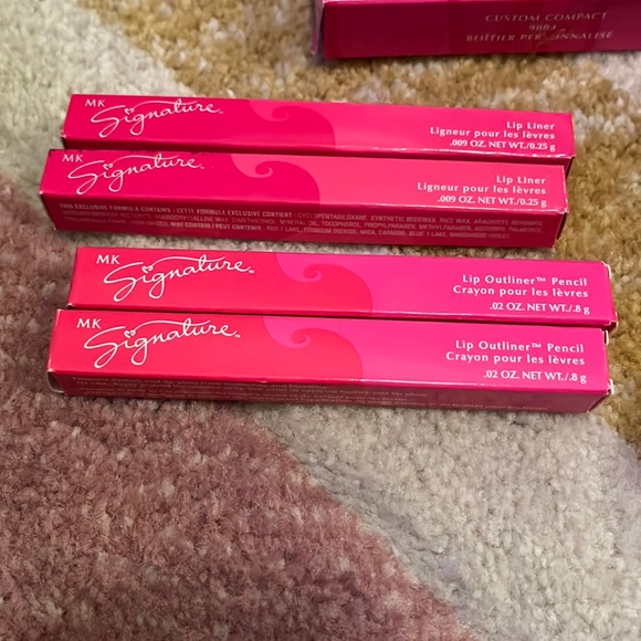 Large Mary Kay Signature Makeup Lot